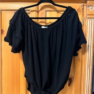 Umgee Black Ruffle Sleeve Blouse
